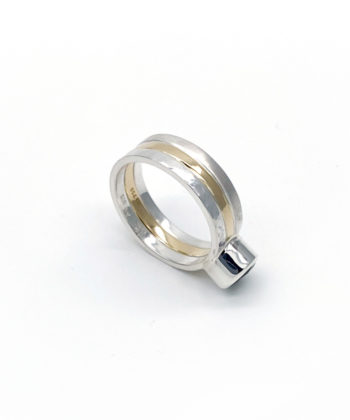 Ioana Enache ring with quartz